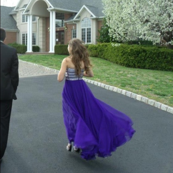 Sherri Hill Gown - Picture 5 of 5